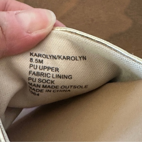 Steve Madden | Gold Slide Sandals - Picture 4 of 5